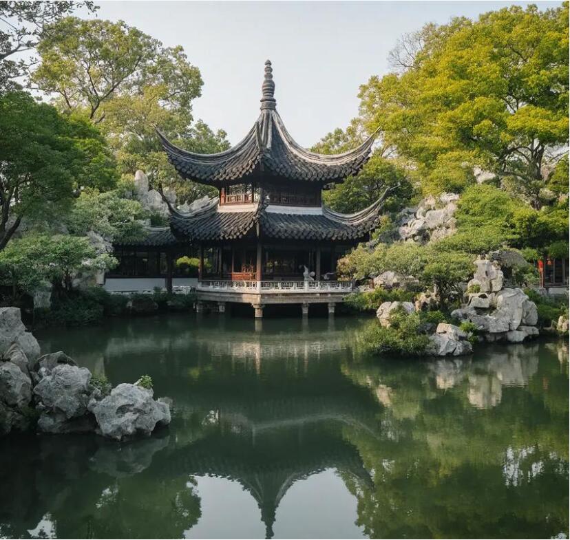 鞍山千山洒脱餐饮有限公司